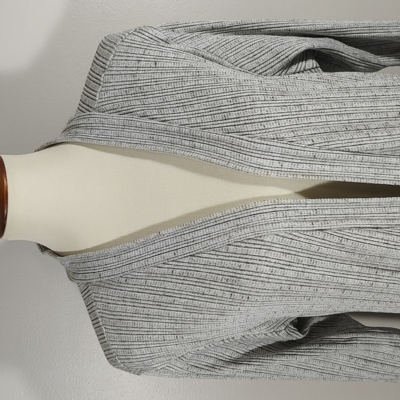 Top: Open Front Cardigan - Picture 2 of 5